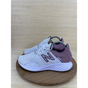 New Balance Fresh Foam ROAV Rosewood Mauve White Athletic Shoes Womens Size 8.5